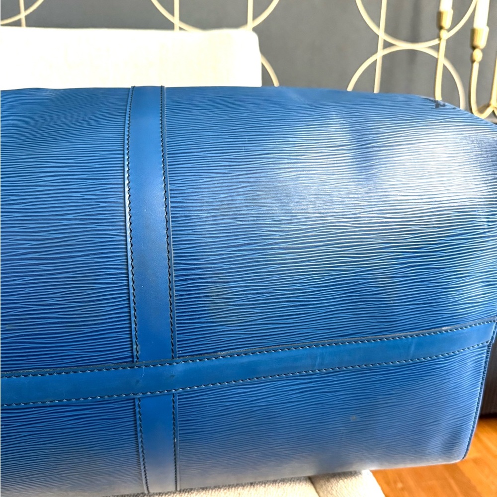 Authentic Louis Vuitton unisex Keepall 60 bag M42946 Toledo blue Epi leather XL - Picture 13 of 16